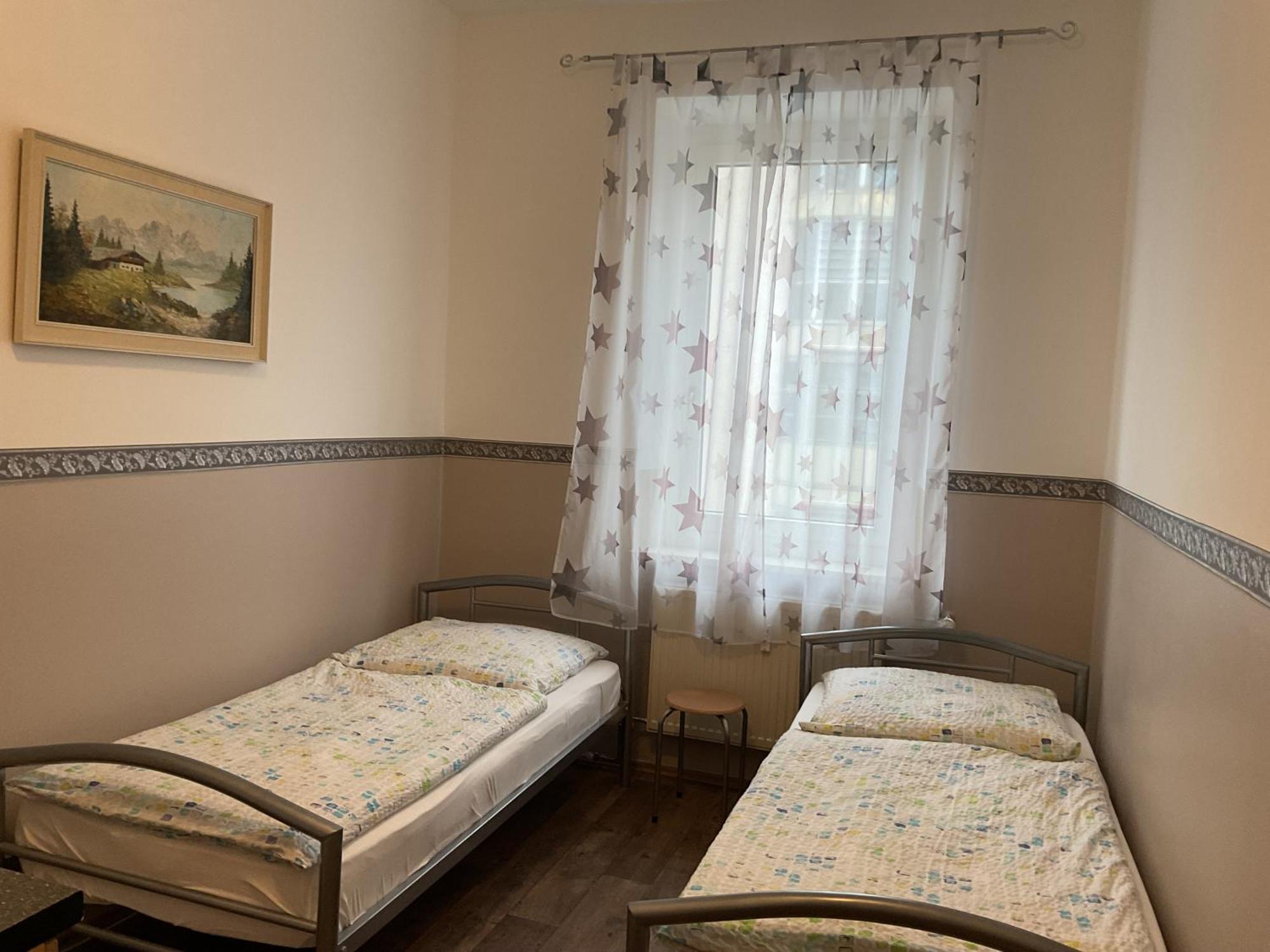 Pension&Hostel Anna - Monteurzimmer Мюнхен Екстер'єр фото