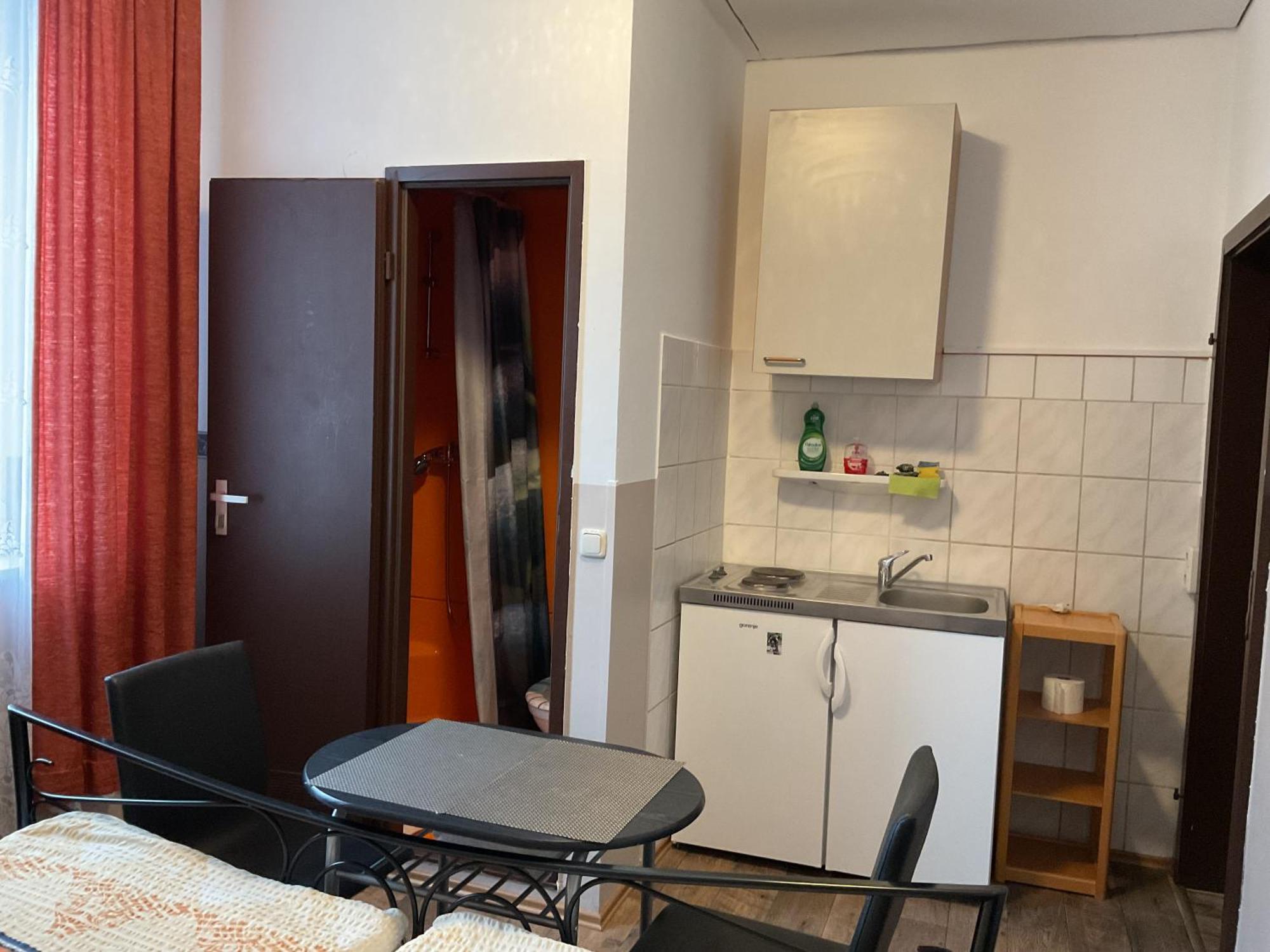 Pension&Hostel Anna - Monteurzimmer Мюнхен Екстер'єр фото