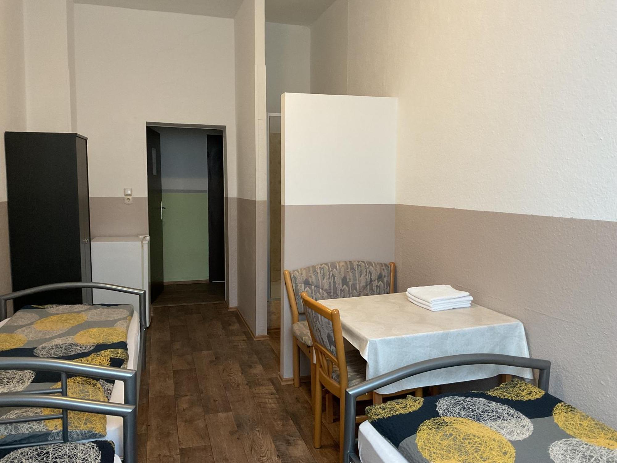 Pension&Hostel Anna - Monteurzimmer Мюнхен Екстер'єр фото