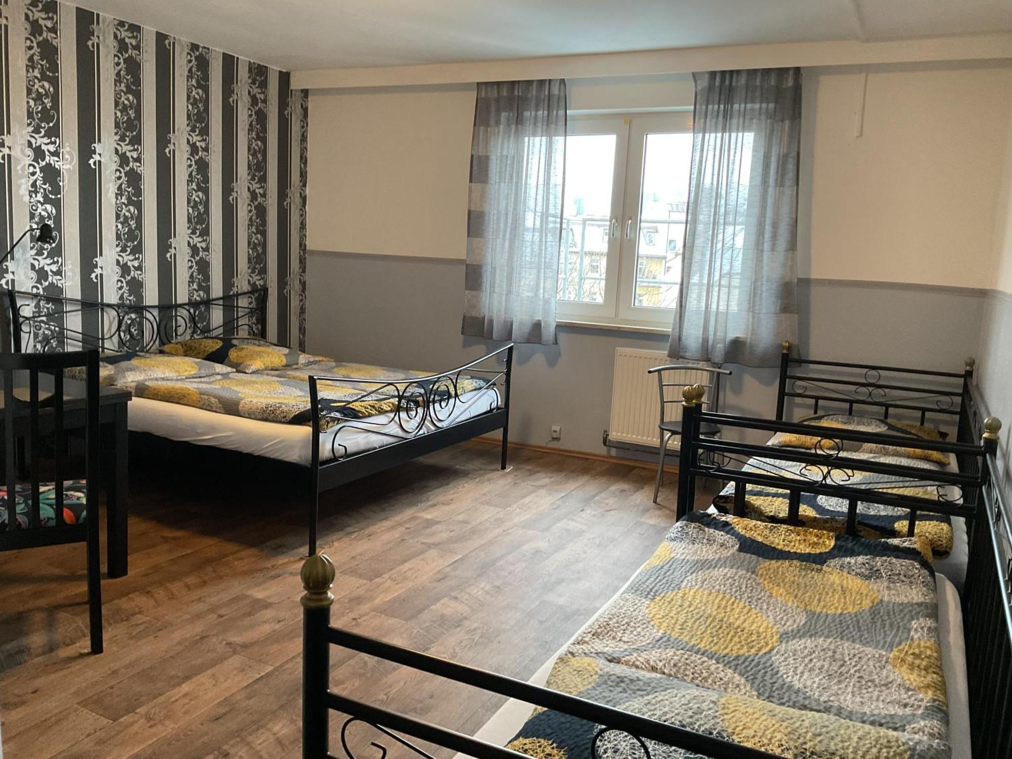 Pension&Hostel Anna - Monteurzimmer Мюнхен Екстер'єр фото